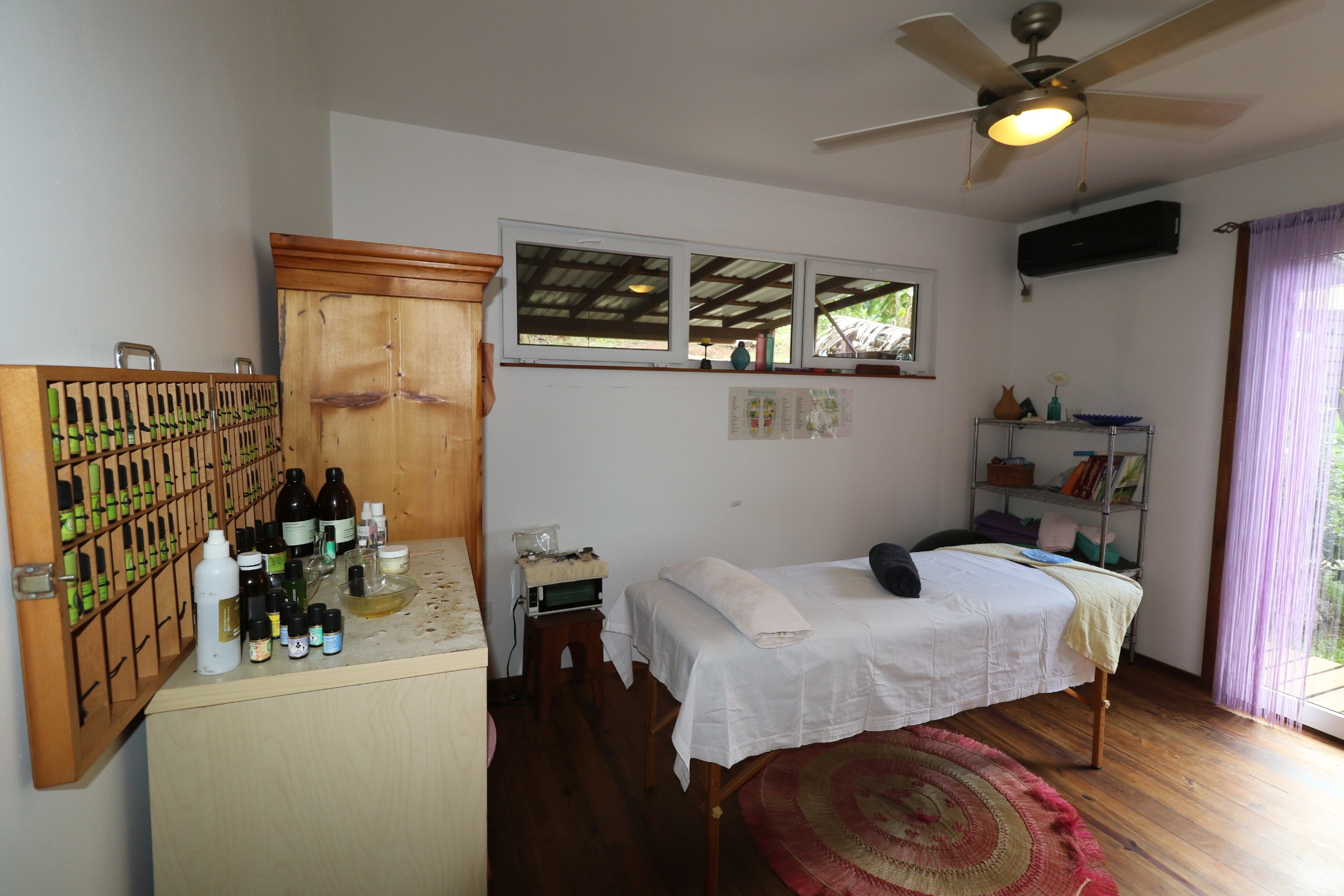 Sunrise Spa | Sunrise Utila